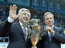 Президент федерации волейбола РТ Фарид Мухаметшин и президент «Зенита» Рафкат Кантюков