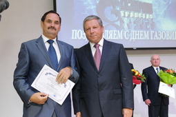 За Обеспечение мероприятий  по охране окружающей среды и реализацию экологической политики  ОАО «Газпром» в соответствии с ИСО 14001 награжден Почетной грамотой Общественного совета при федеральной службе по экологическому, технологическому и атомному надзору Тамеев Ильгиз Минигалеевич