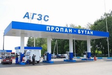С начала года в Татарстане перевели на газомоторное топливо уже сто транспортных средств

Источник: http://rt-online.ru/a-u-nas-v-mashine-gaz-a-u-vas/
© Газета Республика Татарстан